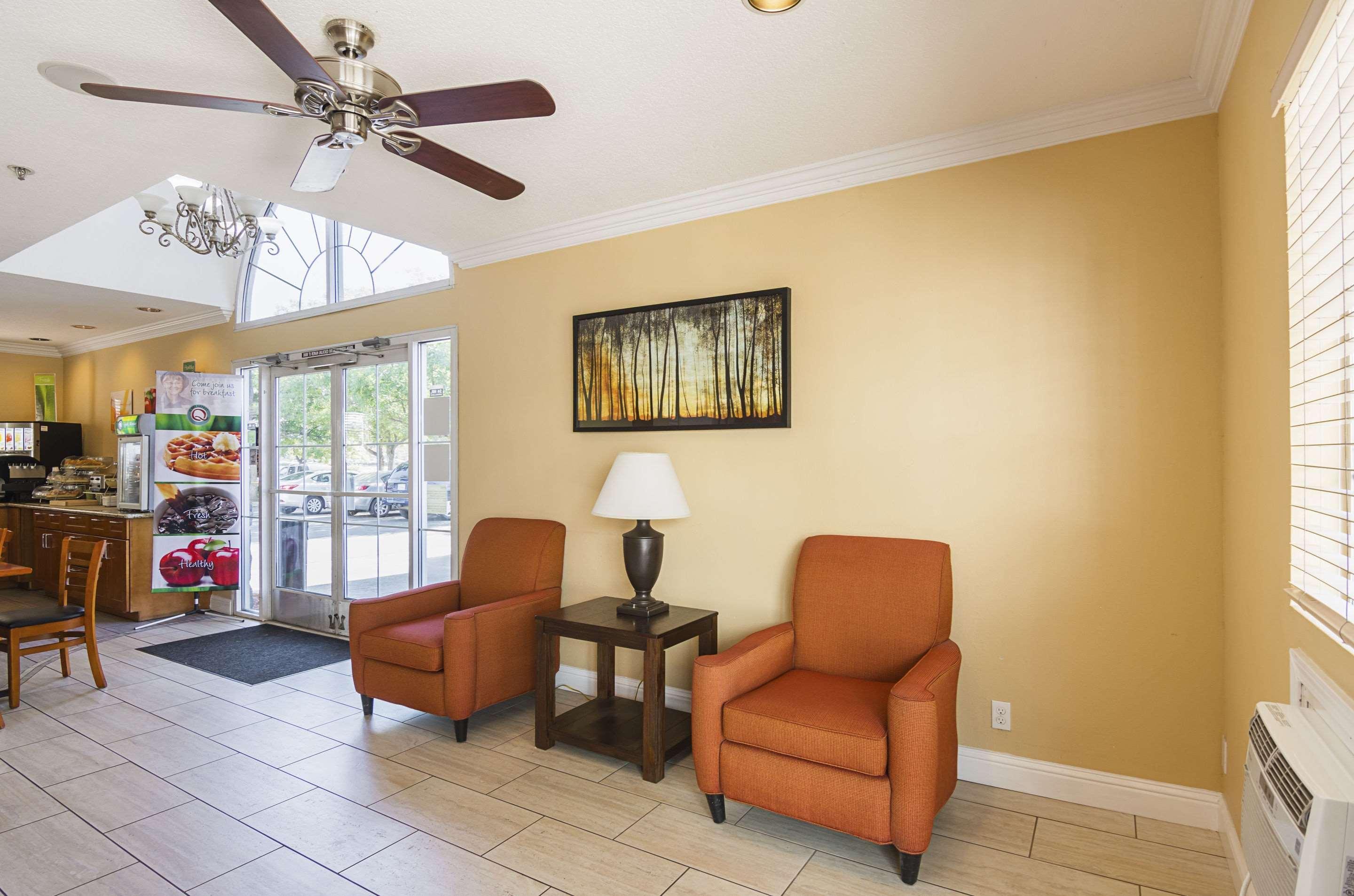 Quality Inn Fresno Yosemite Airport Экстерьер фото