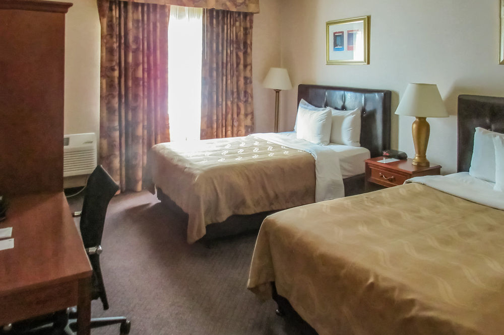 Quality Inn Fresno Yosemite Airport Экстерьер фото